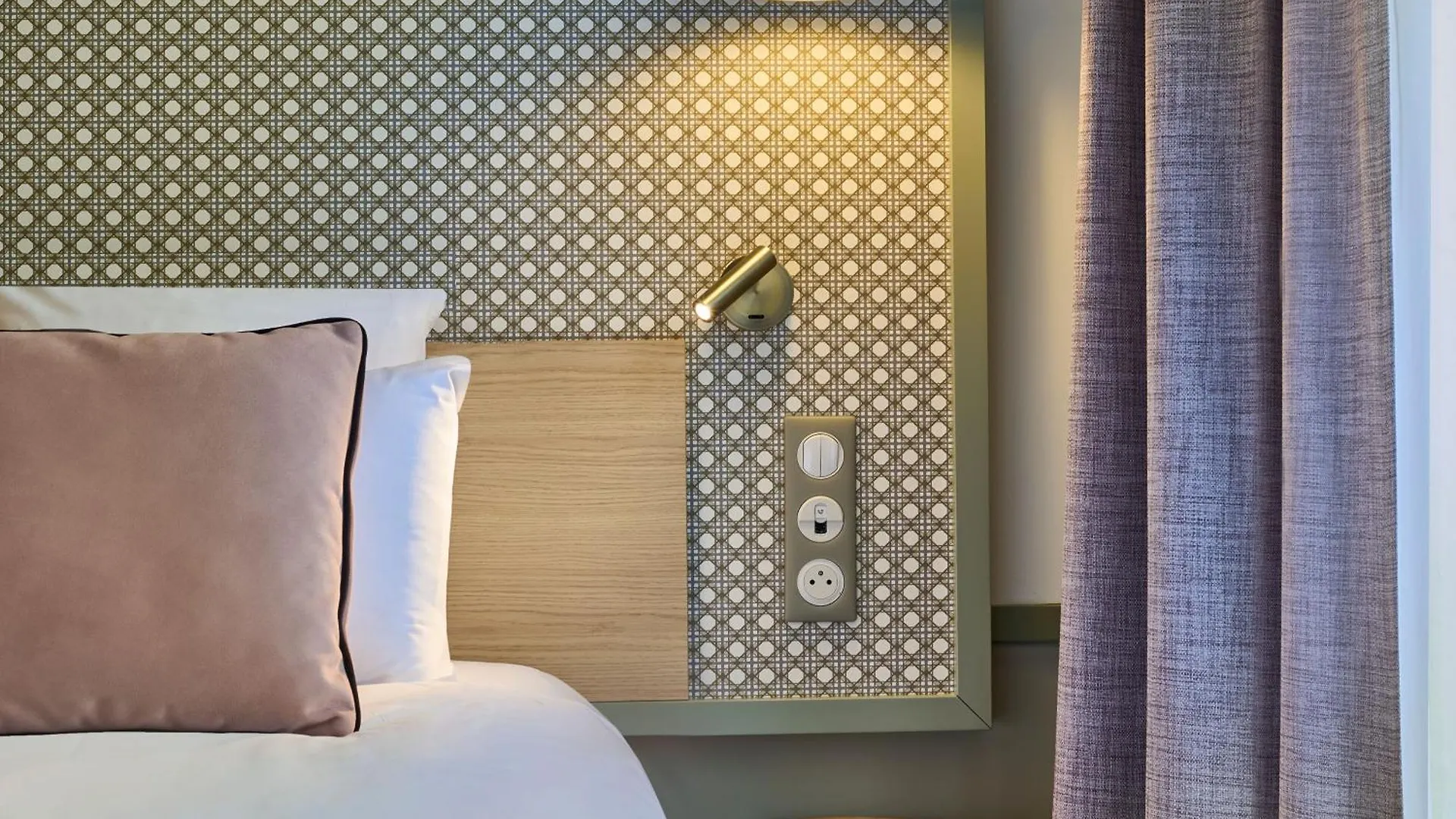 Cervantes By Happyculture Hotel 3*